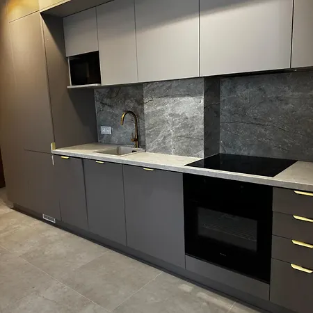 Rabczanski Taras Z Jacuzzi *